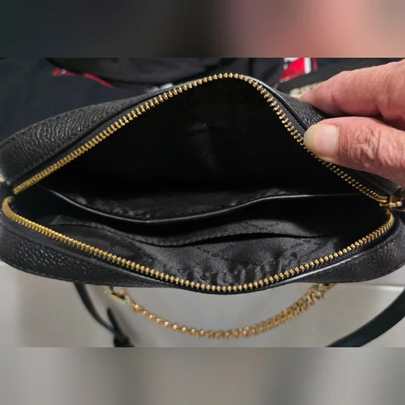 Michael Kors Jet Set East West Crossbody Black & White Animal Print - Picture 5 of 11